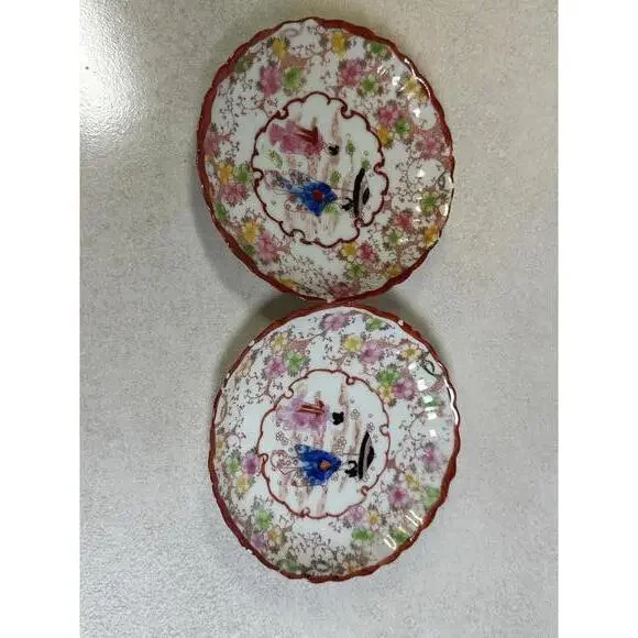 VTG Japanese Hand Painted Geisha Tea Cups & Saucers Pair Red Trim Moriage Style - Picture 3 of 7